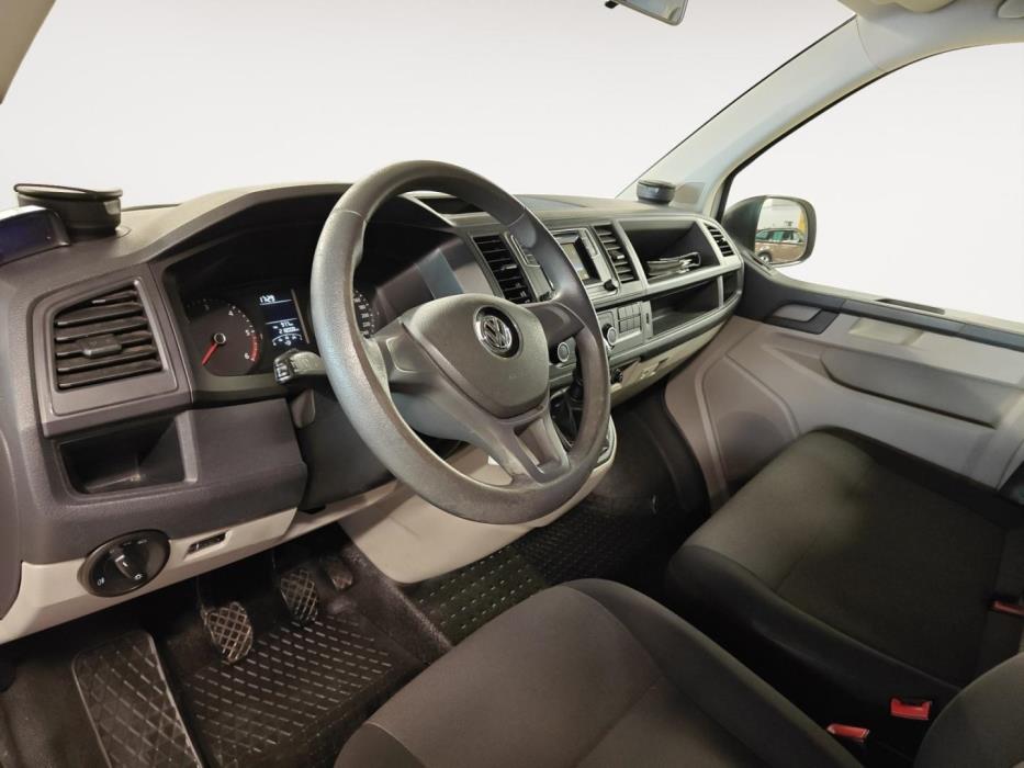 VOLKSWAGEN Transporter 2017