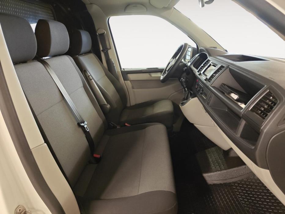 VOLKSWAGEN Transporter 2017