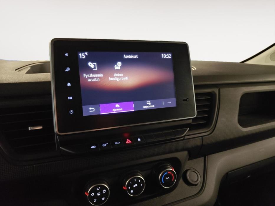 RENAULT Trafic 2022
