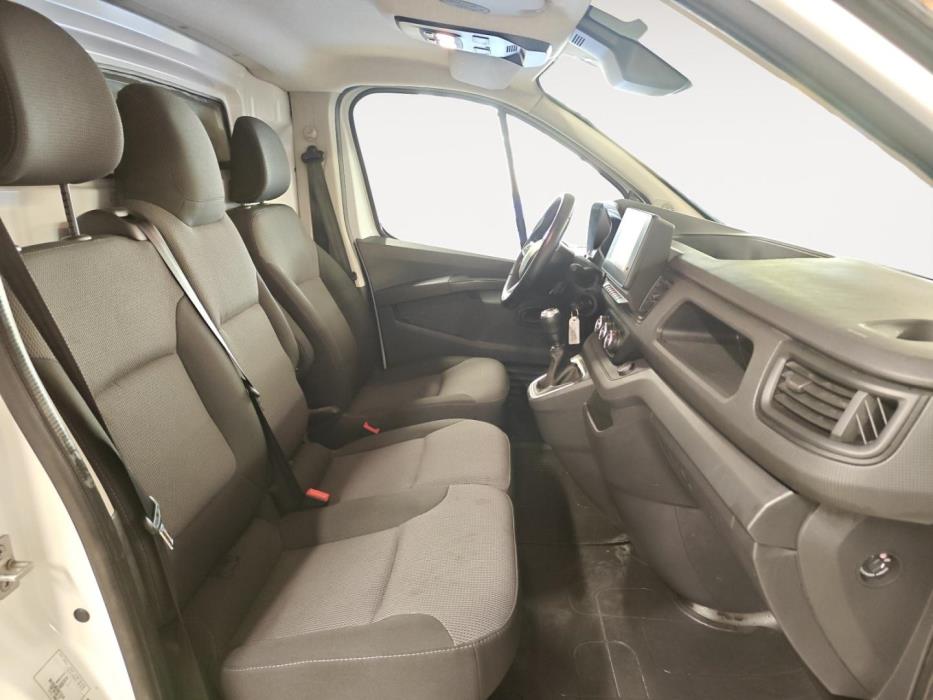 RENAULT Trafic 2022