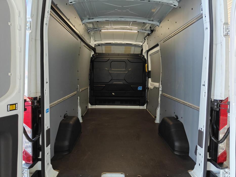 FORD Transit 2025