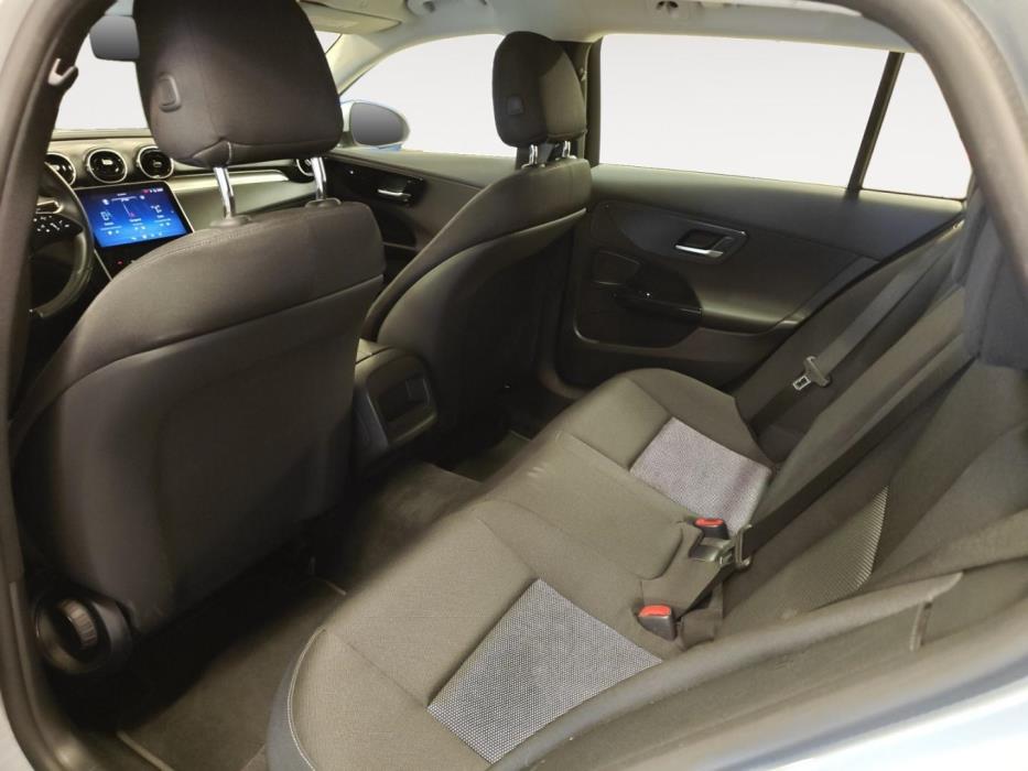 MERCEDES-BENZ C 2023
