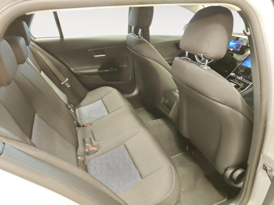 MERCEDES-BENZ C 2023