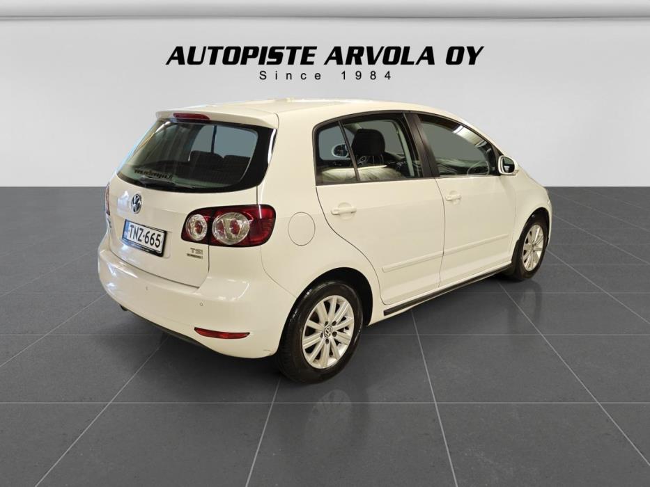 VOLKSWAGEN Golf Plus 2011
