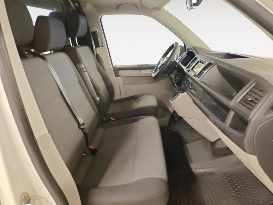 VOLKSWAGEN Transporter 2017