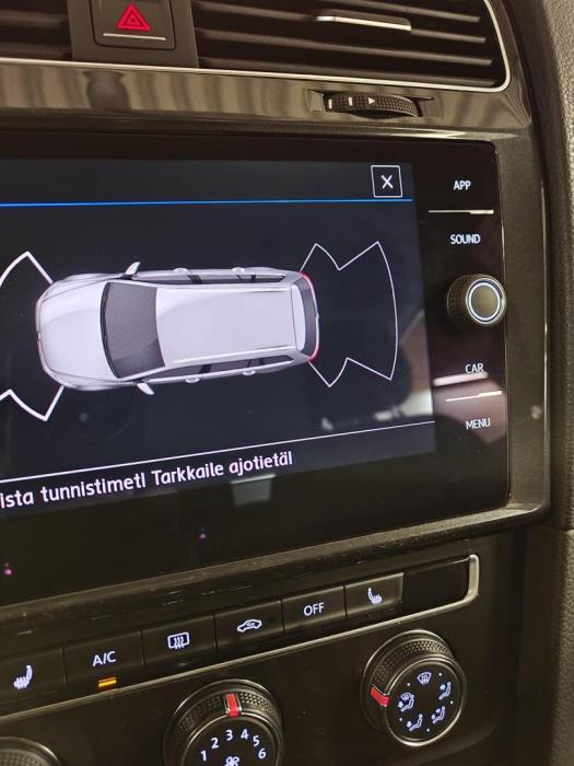 VOLKSWAGEN Golf 2018