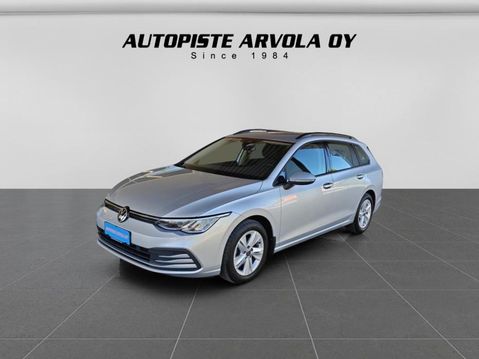 VOLKSWAGEN Golf 2023