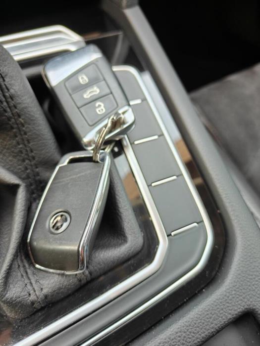 VOLKSWAGEN Passat 2018