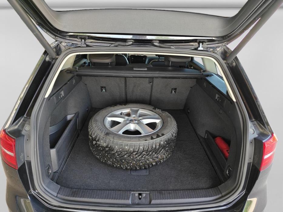 VOLKSWAGEN Passat 2018