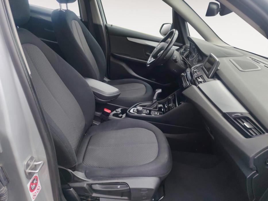 BMW 218 2016