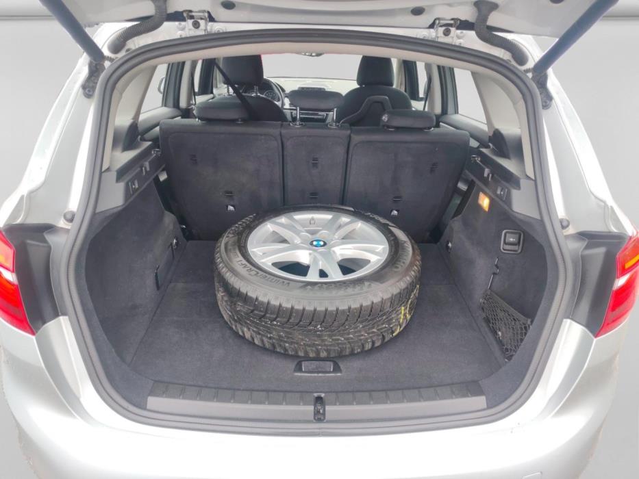 BMW 218 2016