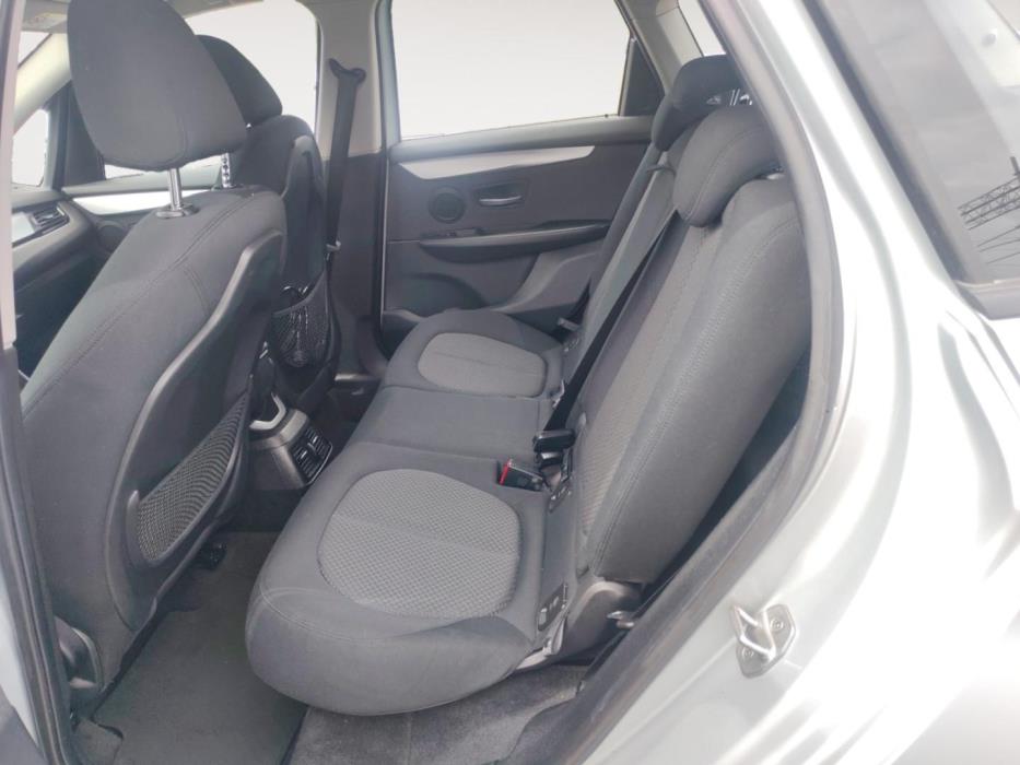 BMW 218 2016