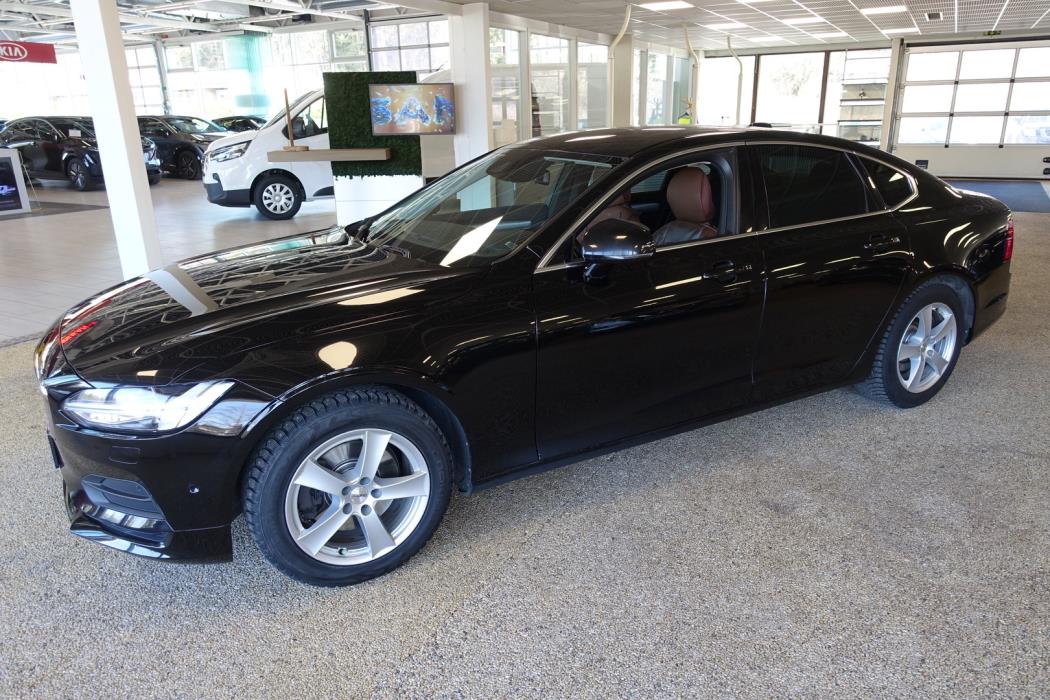 VOLVO S90 2016