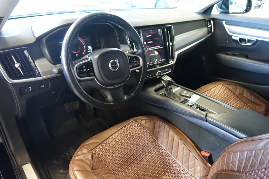 VOLVO S90 2016