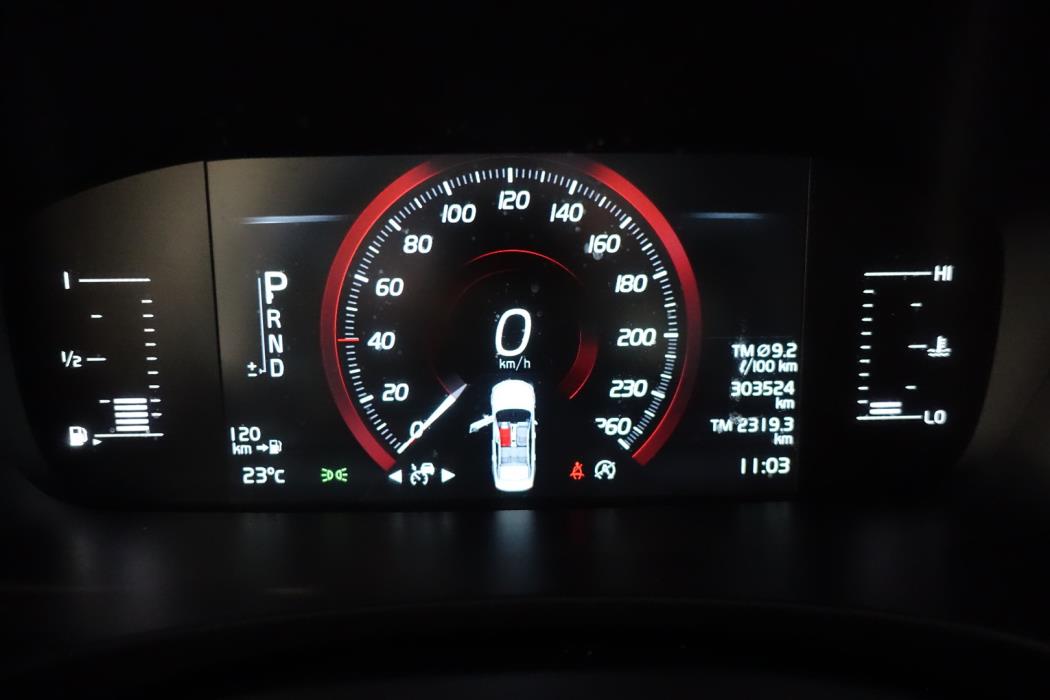 VOLVO S90 2016