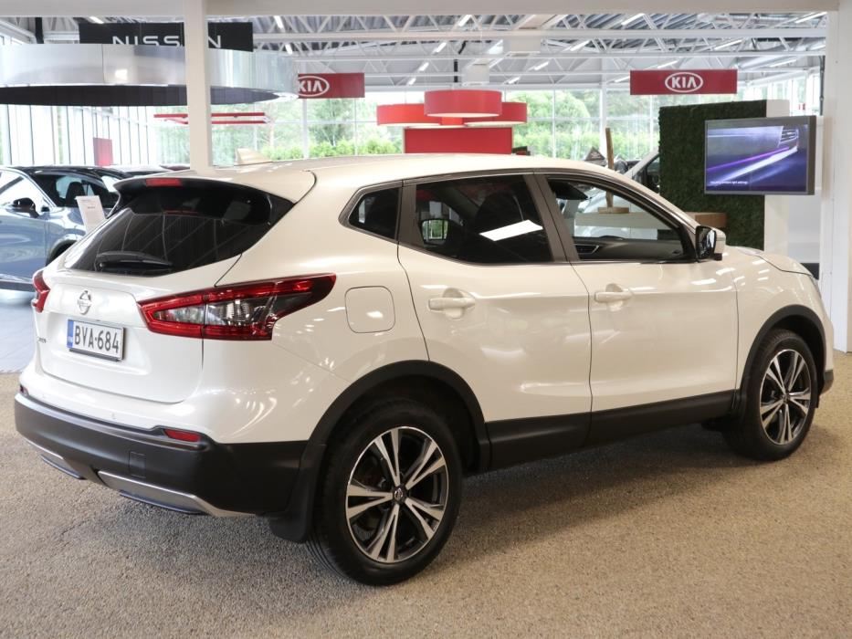 NISSAN Qashqai 2018