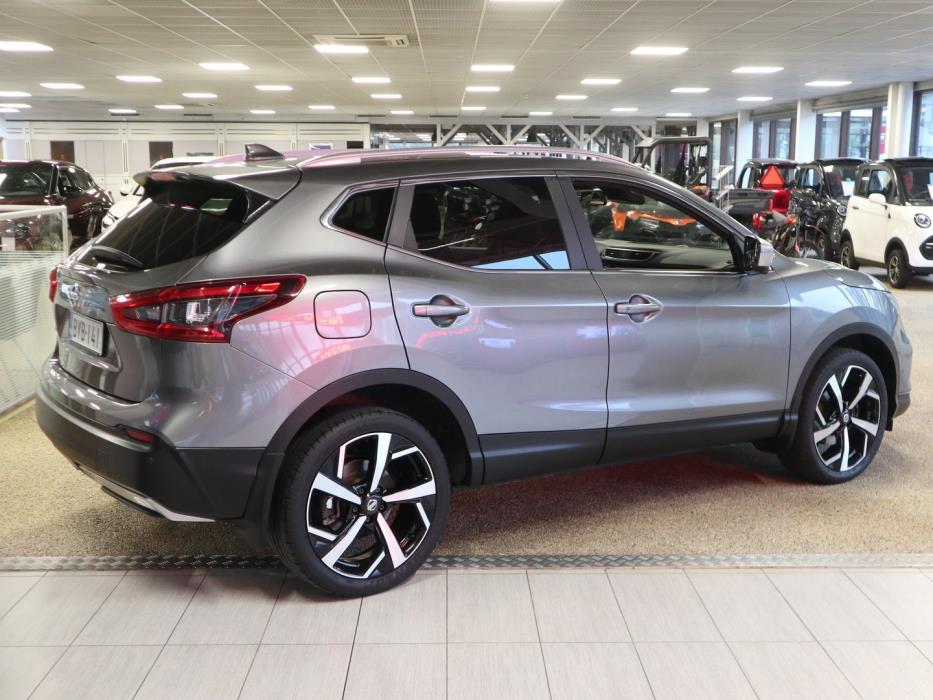 NISSAN Qashqai 2018