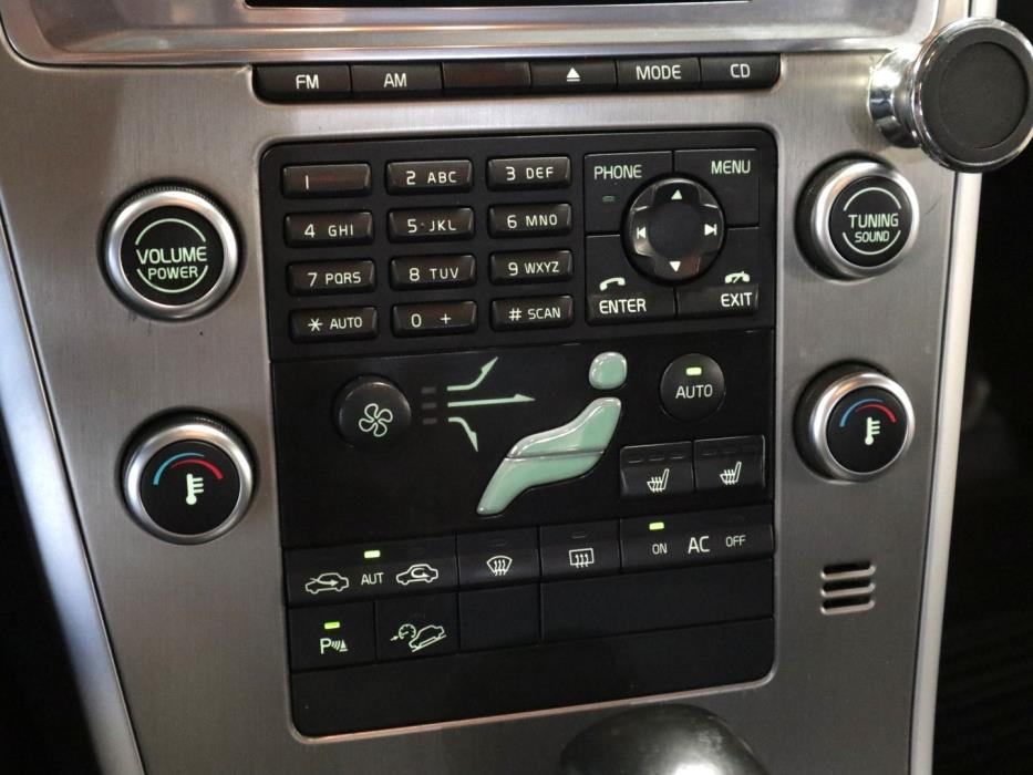 VOLVO XC60 2010