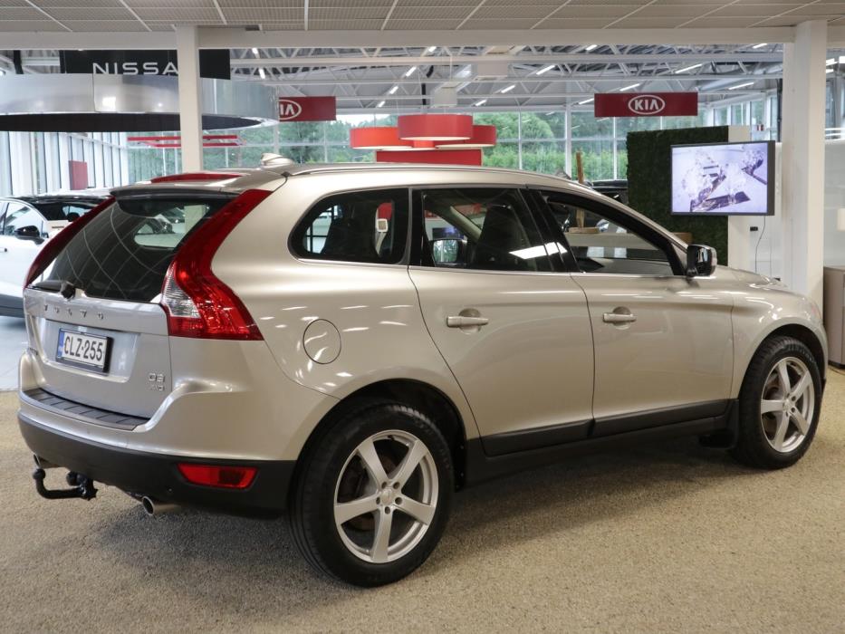 VOLVO XC60 2010
