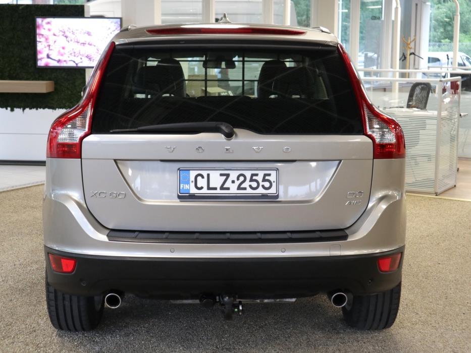 VOLVO XC60 2010