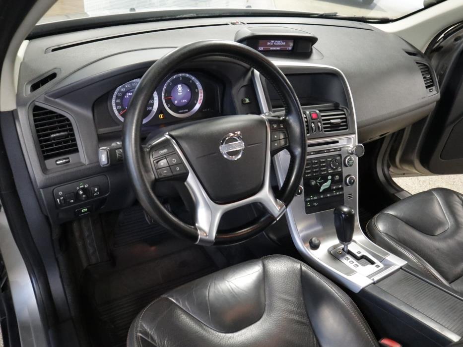 VOLVO XC60 2010