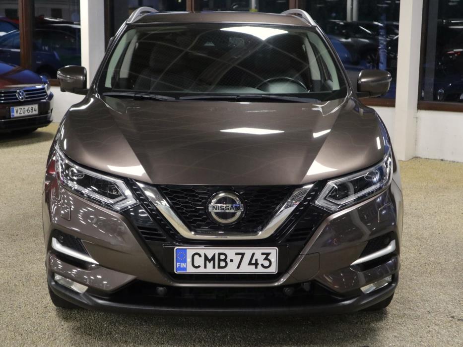 NISSAN Qashqai 2019
