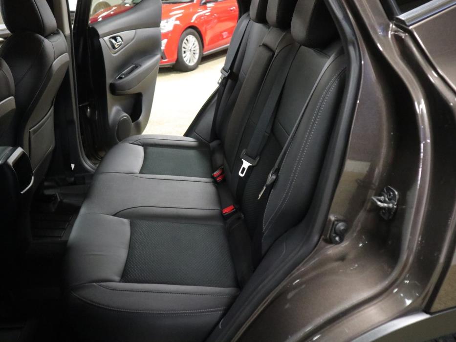 NISSAN Qashqai 2019