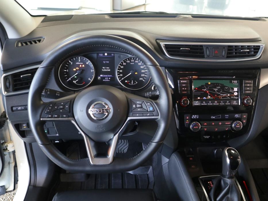 NISSAN Qashqai 2019