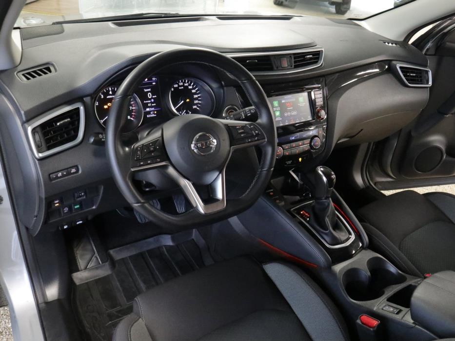 NISSAN Qashqai 2021