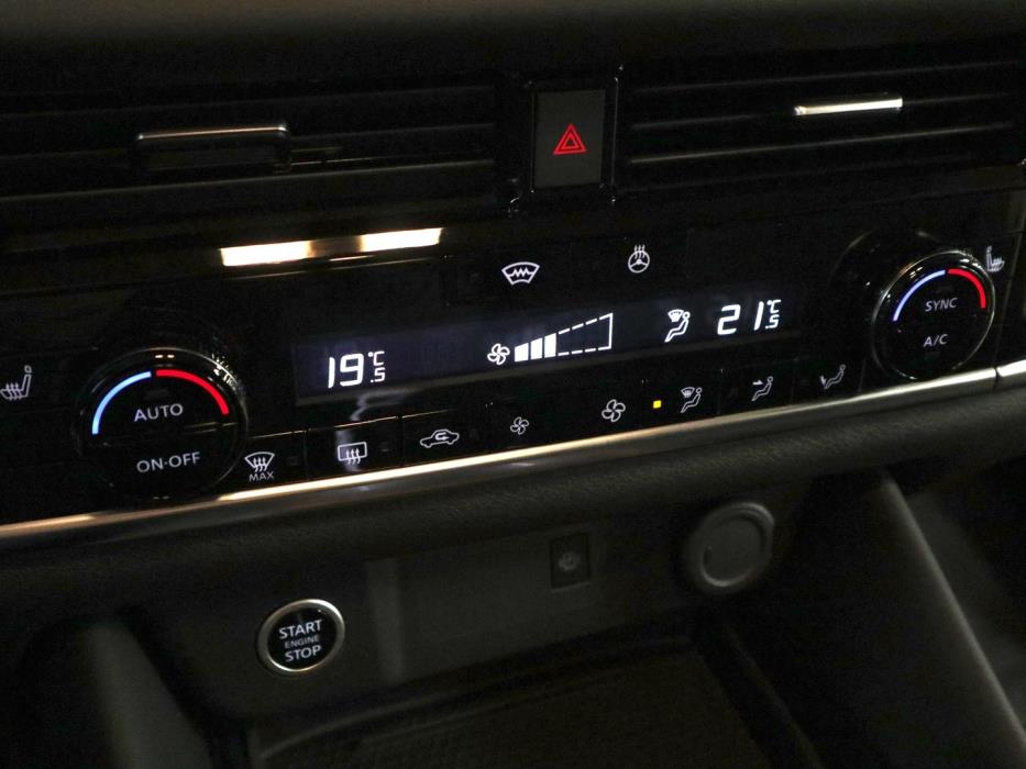 NISSAN Qashqai 2023