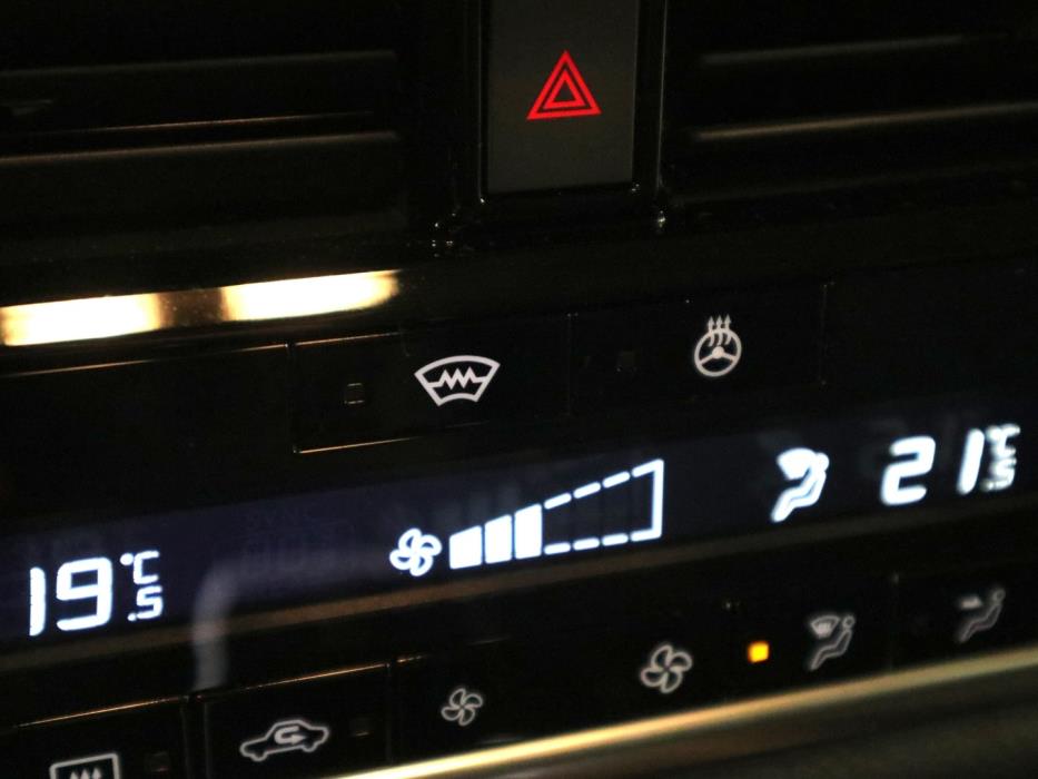 NISSAN Qashqai 2023
