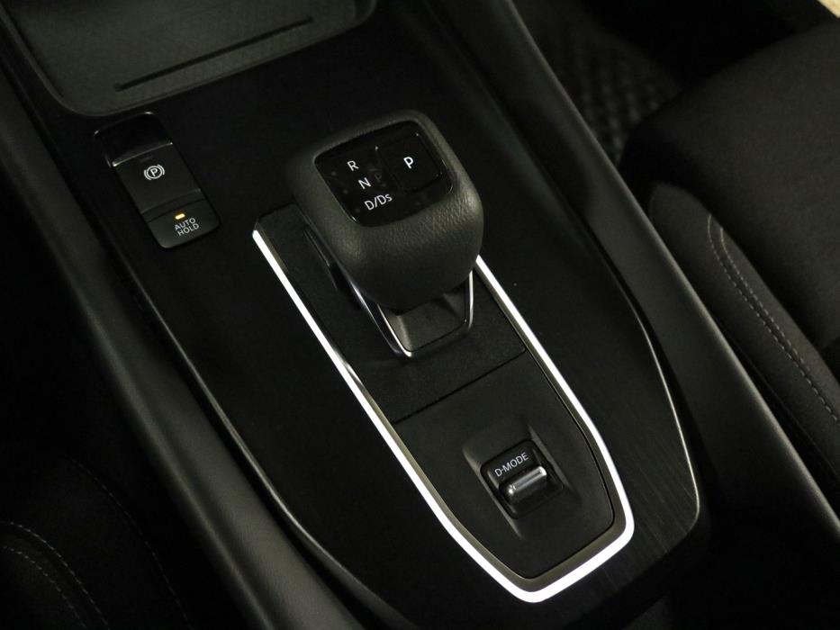NISSAN Qashqai 2023
