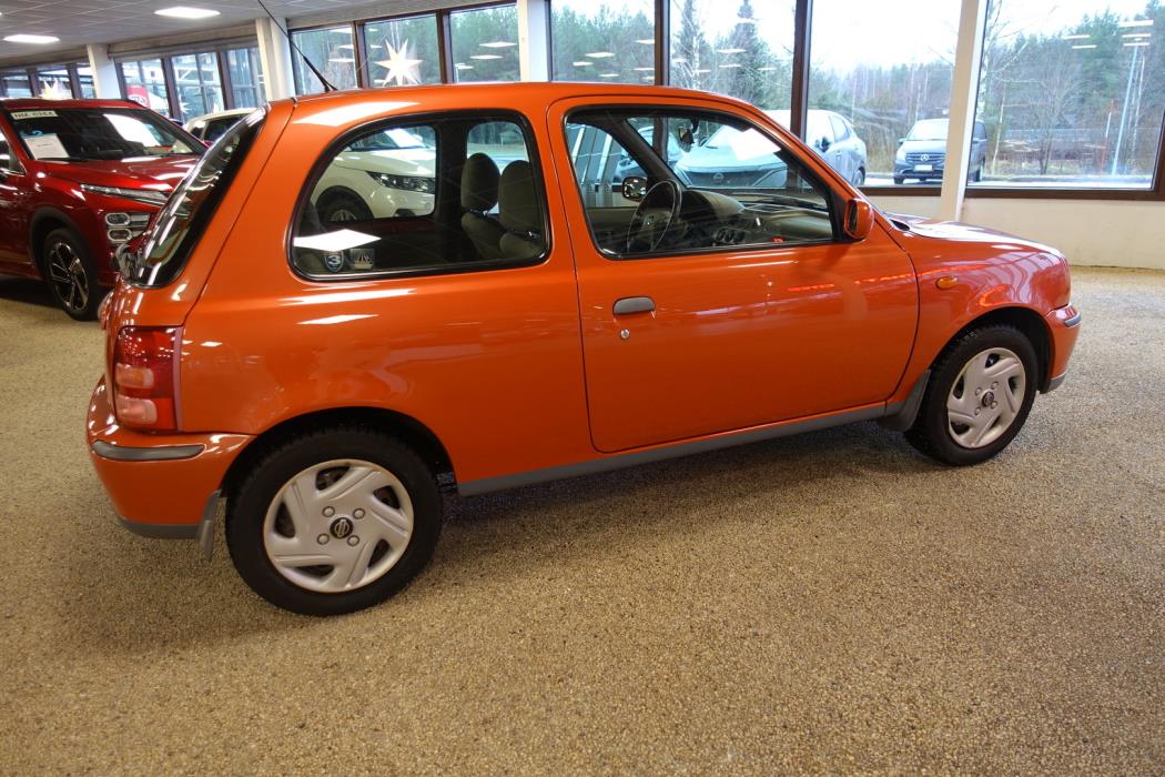 NISSAN Micra 2001