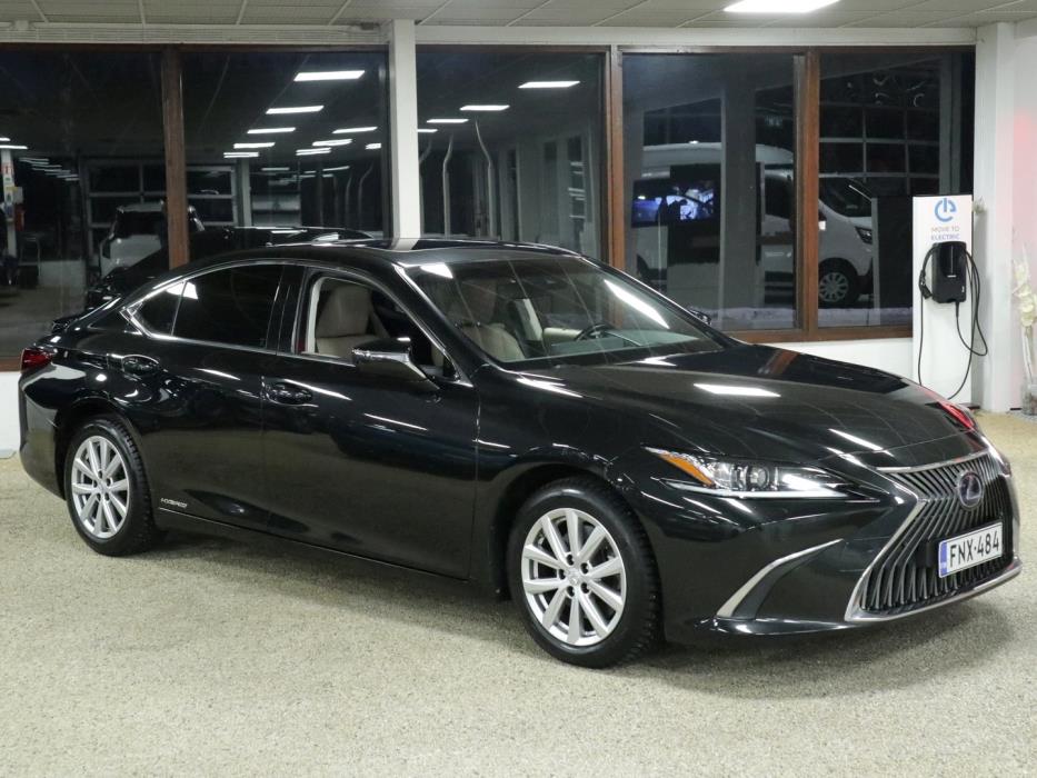 LEXUS ES 2019