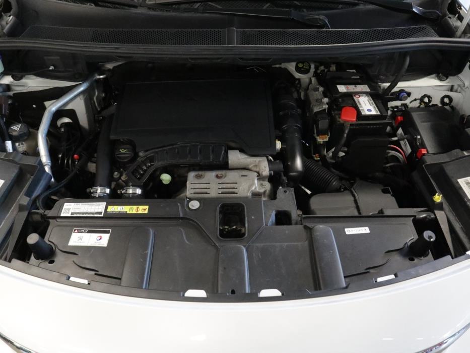 PEUGEOT 3008 2020