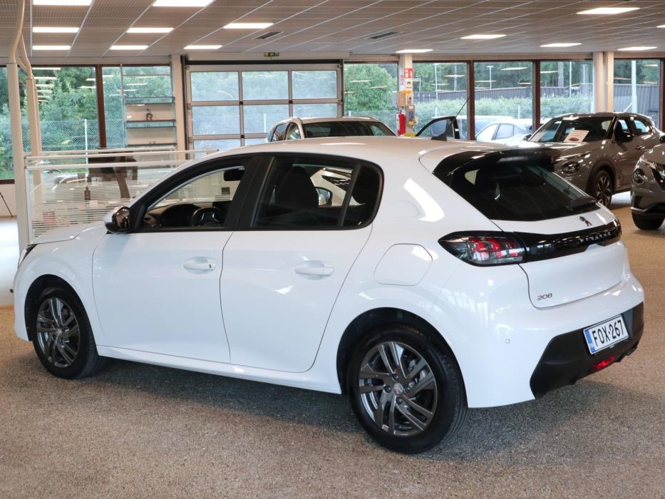 PEUGEOT 208 2021