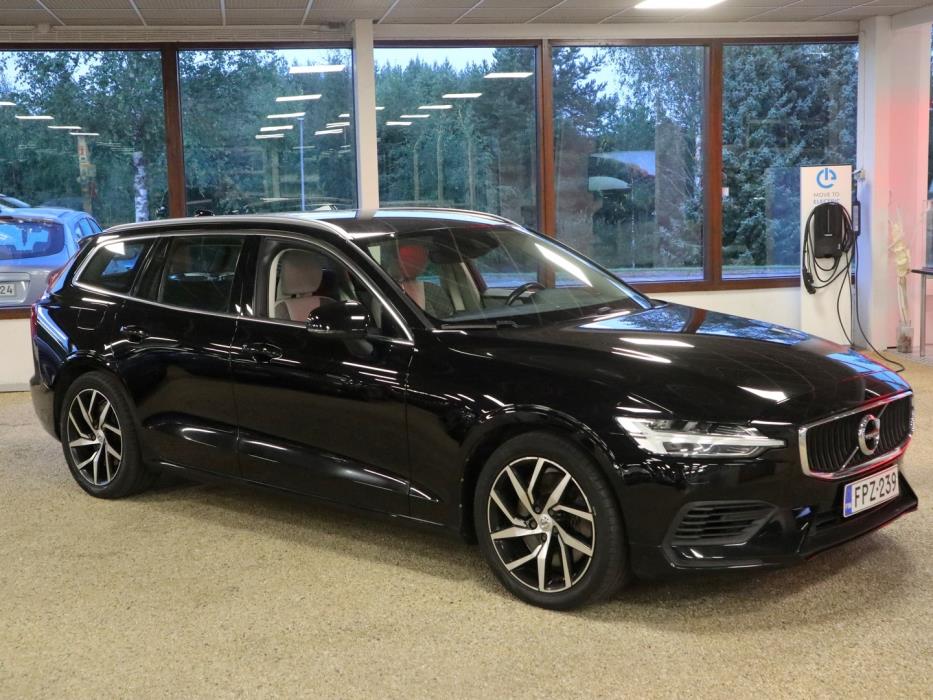 VOLVO V60 2020