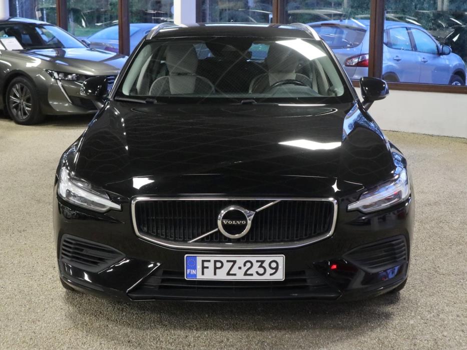 VOLVO V60 2020