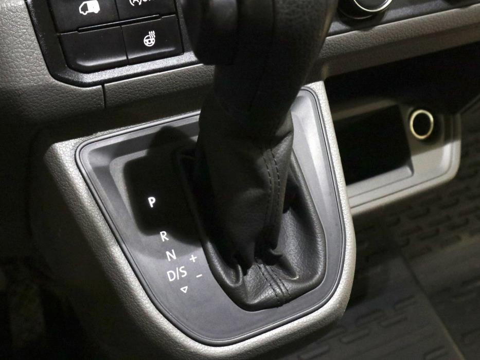 VOLKSWAGEN Crafter 2021