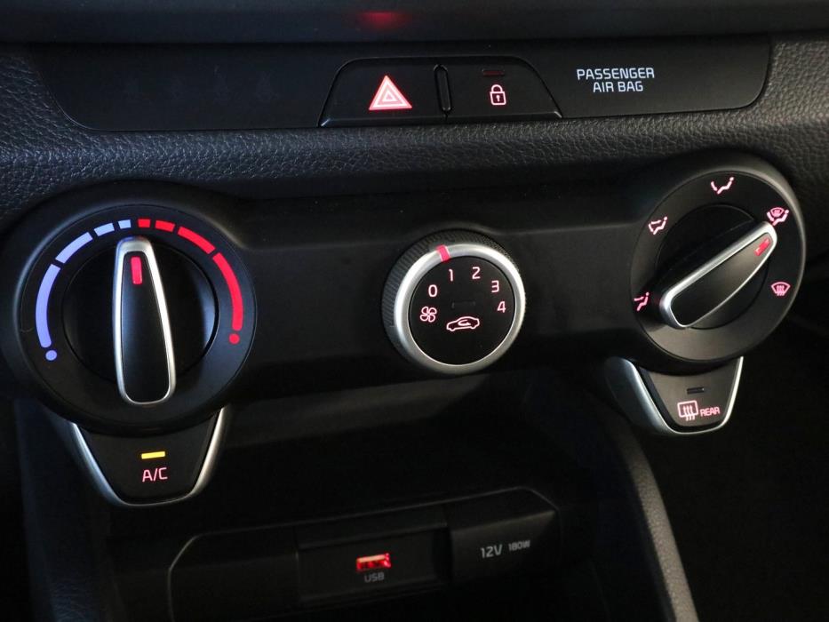 KIA Rio 2023