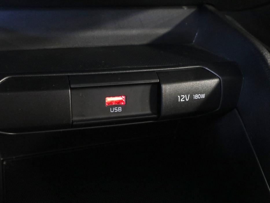 KIA Rio 2023