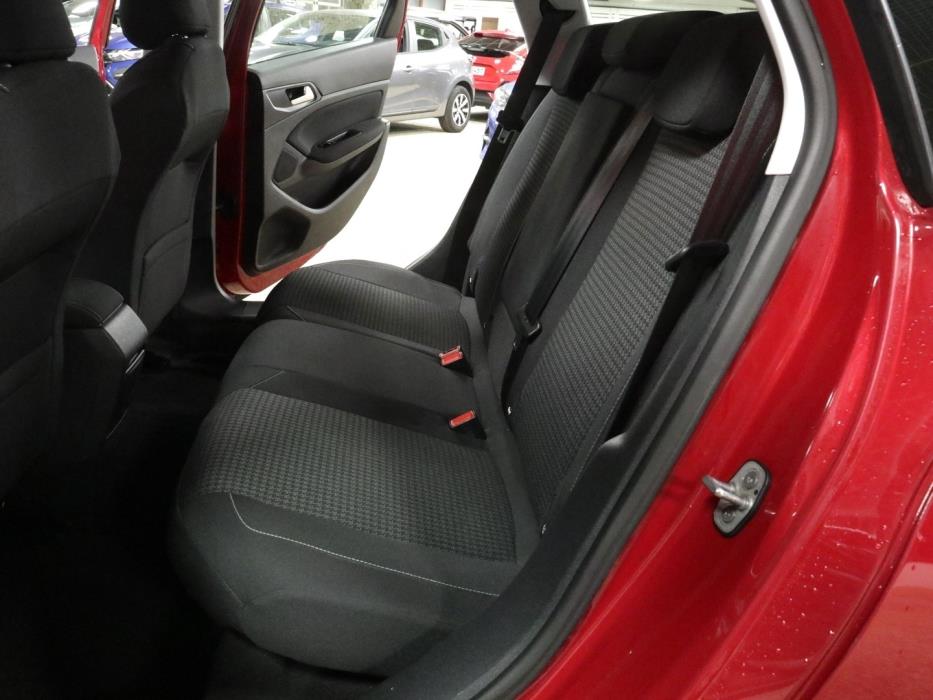 PEUGEOT 308 2018