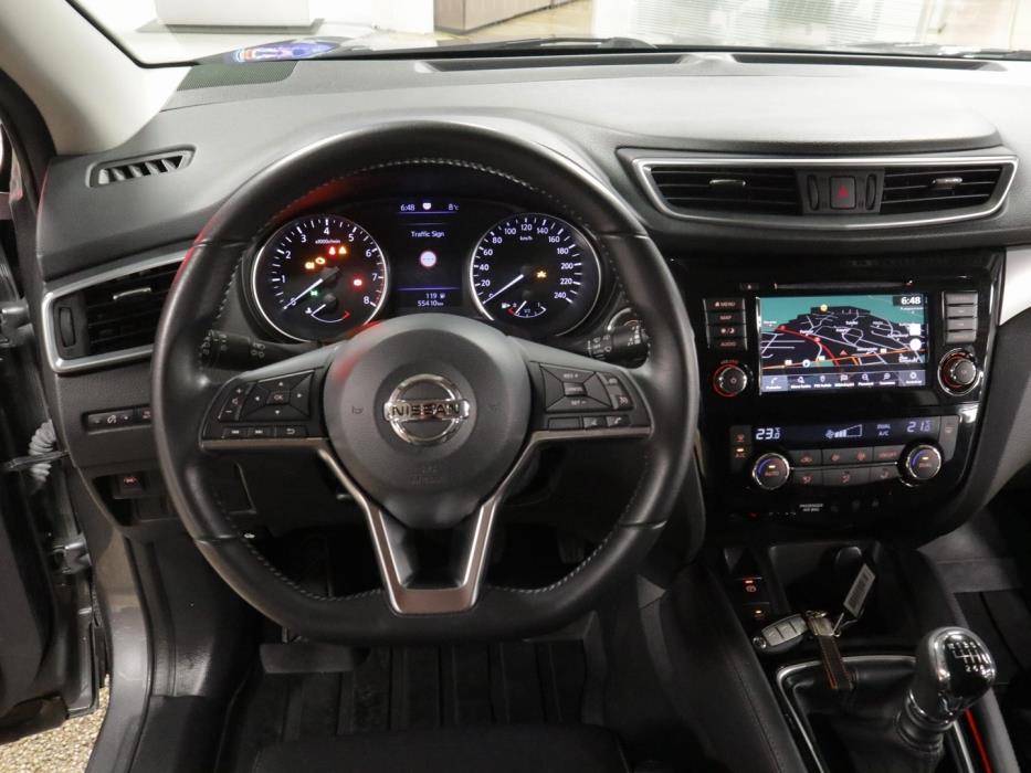 NISSAN Qashqai 2019