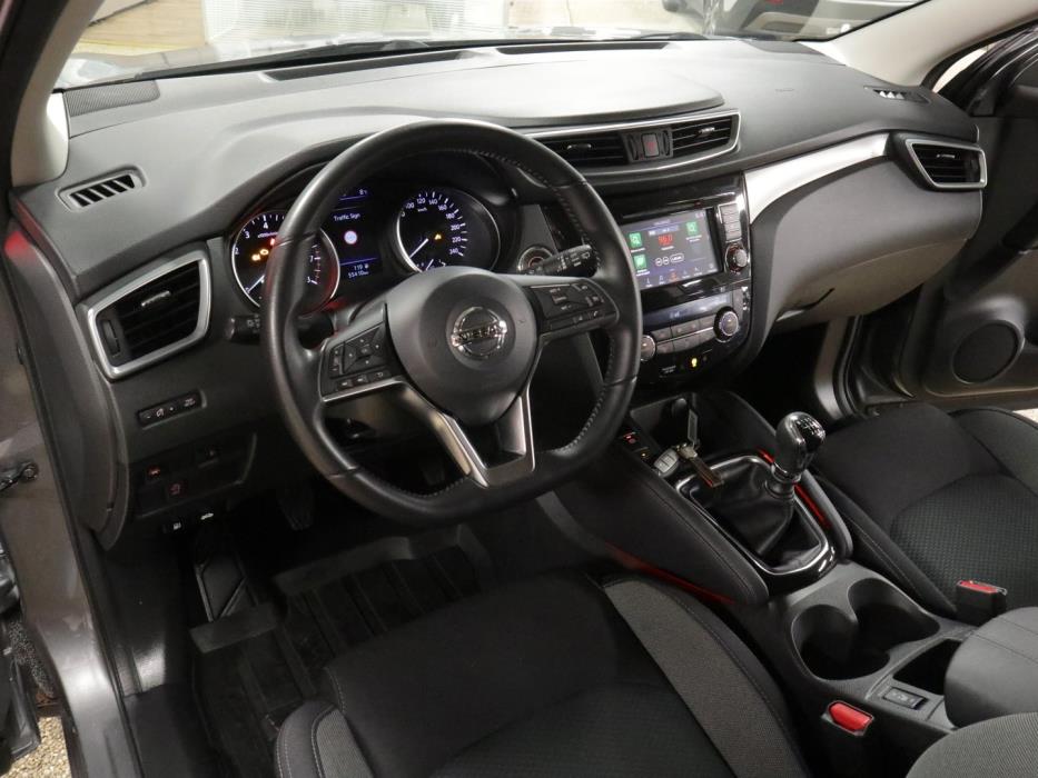 NISSAN Qashqai 2019