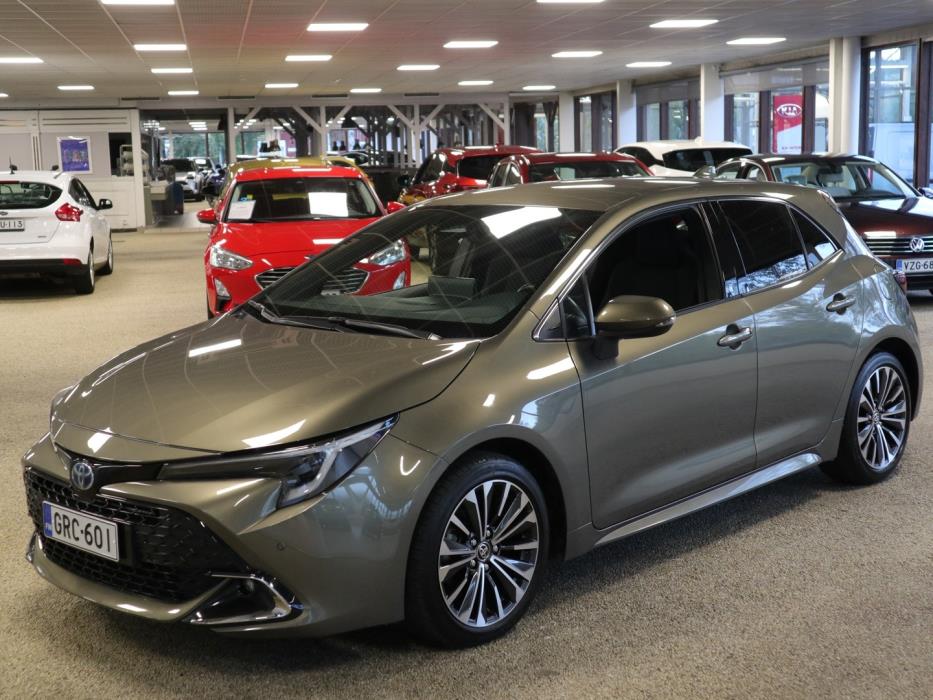 TOYOTA Corolla 2024