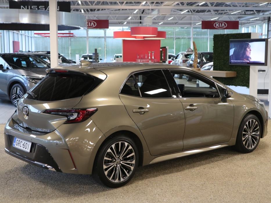 TOYOTA Corolla 2024