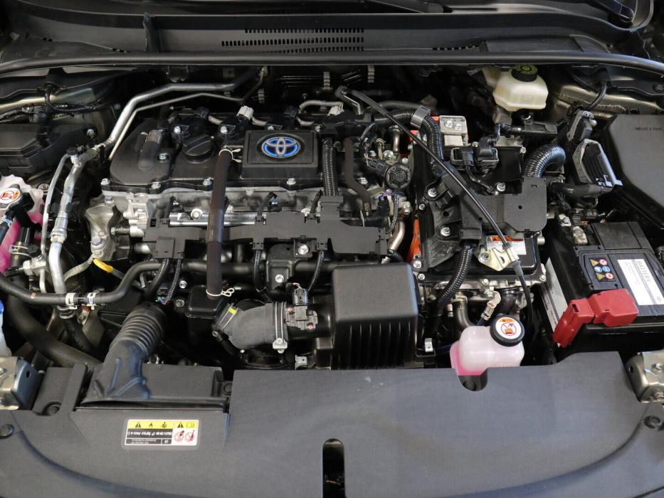 TOYOTA Corolla 2024