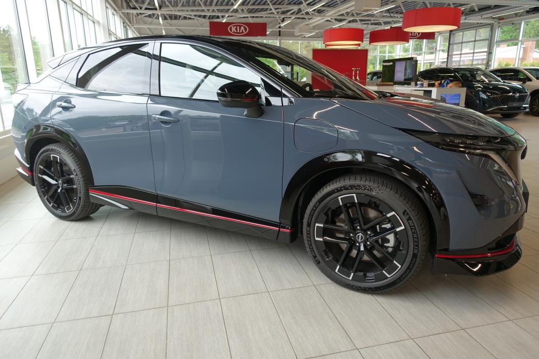 NISSAN Ariya 2026
