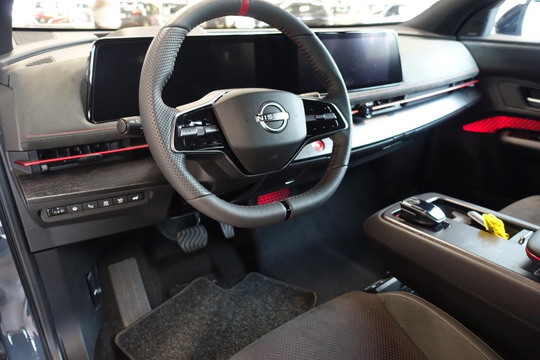NISSAN Ariya 2026