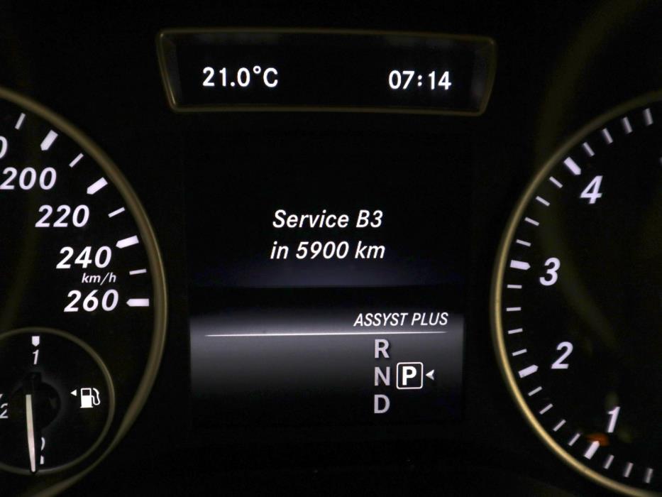 MERCEDES-BENZ A 2014